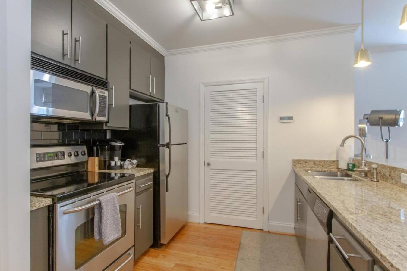 The Downtown Delight Villa Nashville Eksteriør bilde